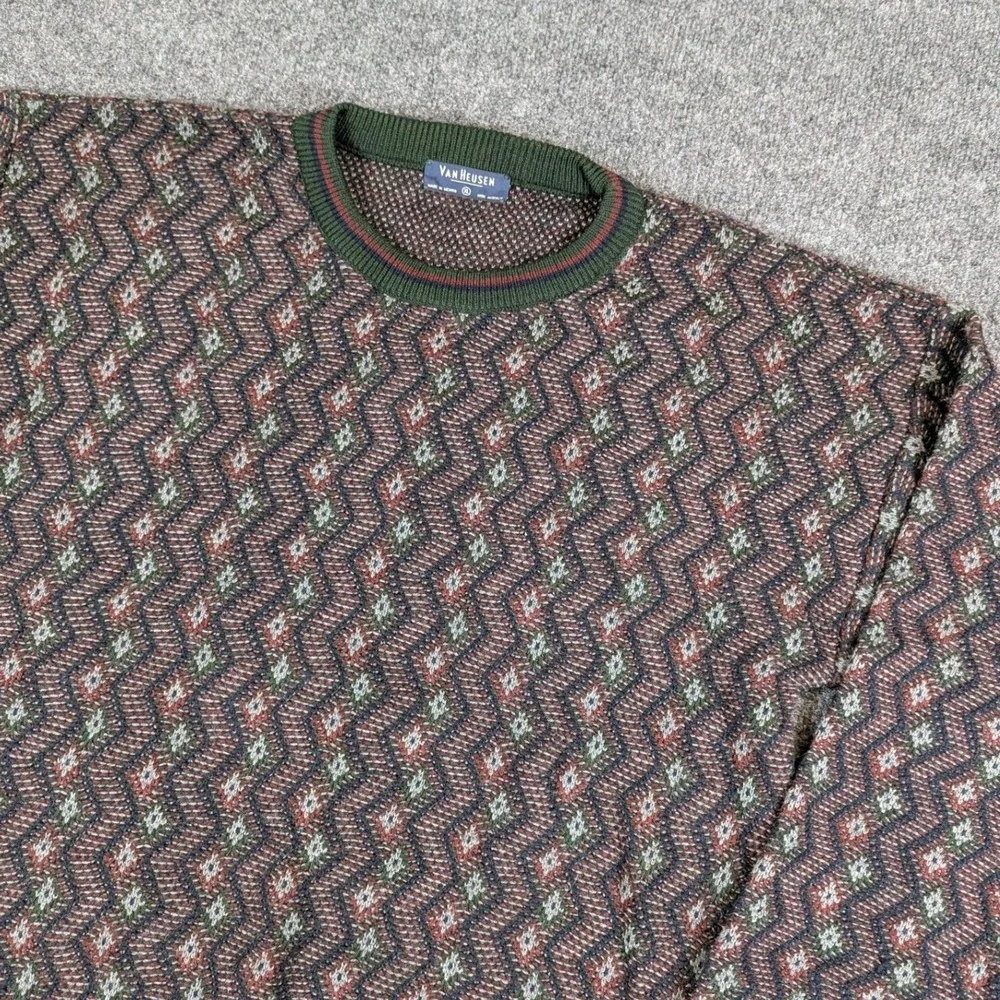Van Heusen Mens XL Green Burgundy‎ Geometric Diamond Knit Crewneck Sweater VTG